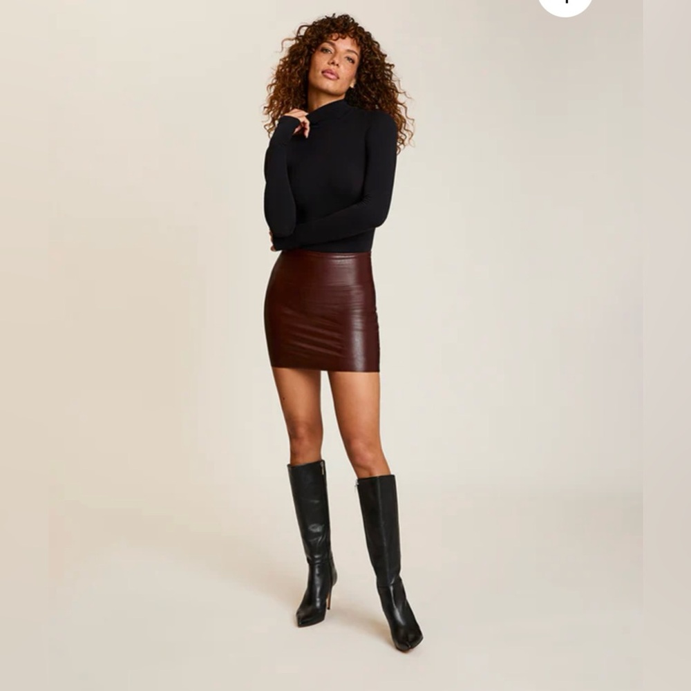 Commando Faux Leather Mini Skirt – Brown Stretch Bodycon (XS)
